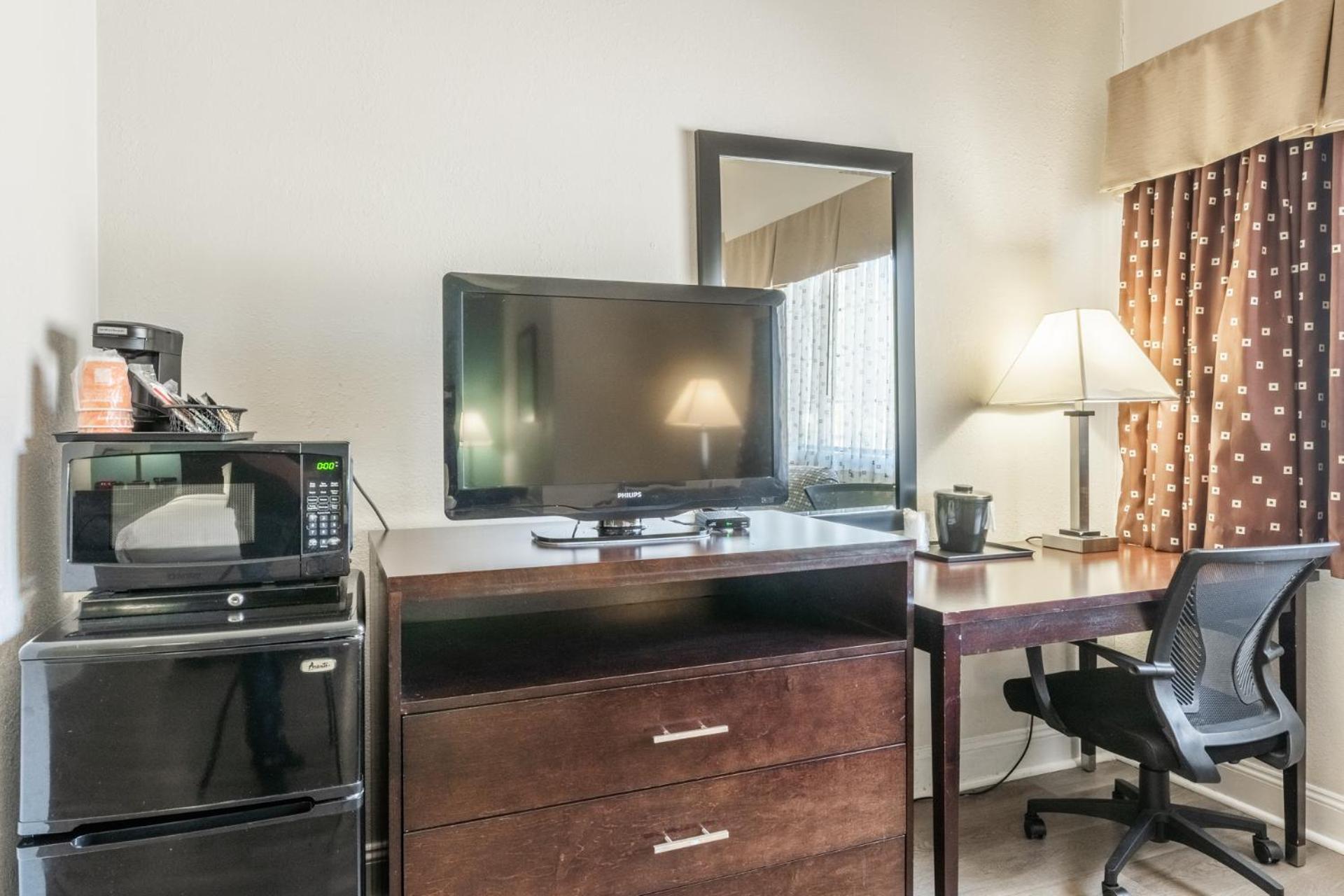 Quality Inn Near Mammoth Mountain Ski Resort Mammoth Lakes Room photo